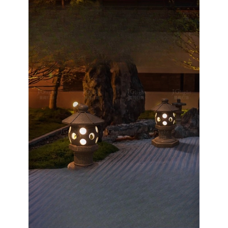 Outdoor Chinese stone lantern  - Gardening Tools B&Q recensione e prezzo