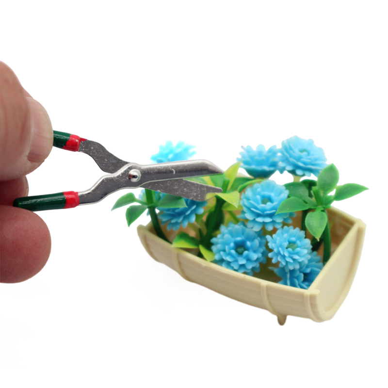 1/12 Dollhouse Simulation Wate - Gardening Tools On Sale recensione e prezzo